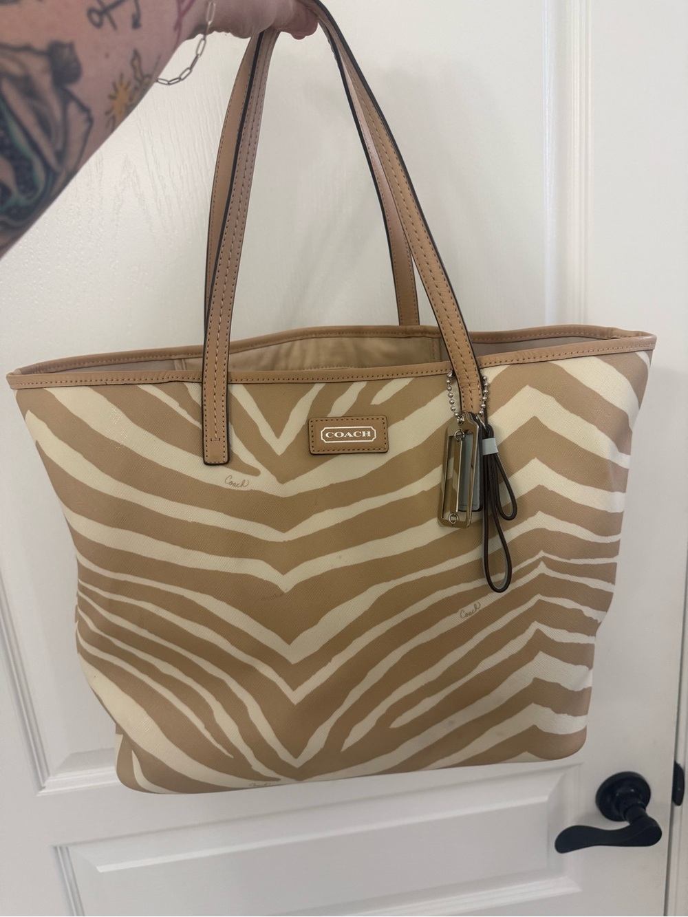 Coach Park Metro Tote Bag ZEBRA PRINT Tan & Cream Handbag Purse F26983